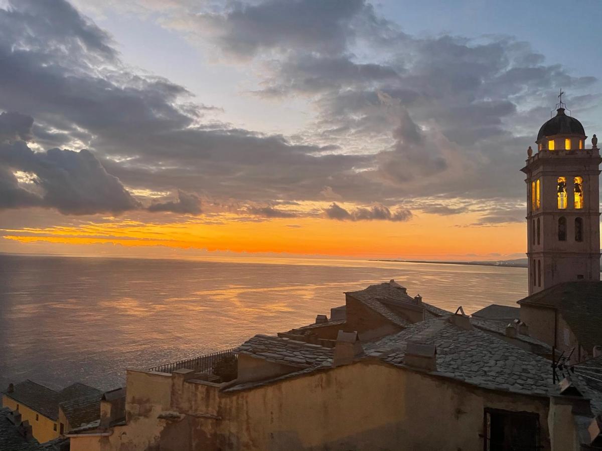 バスティアCasa Guasco Superbe Duplex Au Coeur De La Citadelle, Vue A 360アパートメント エクステリア 写真